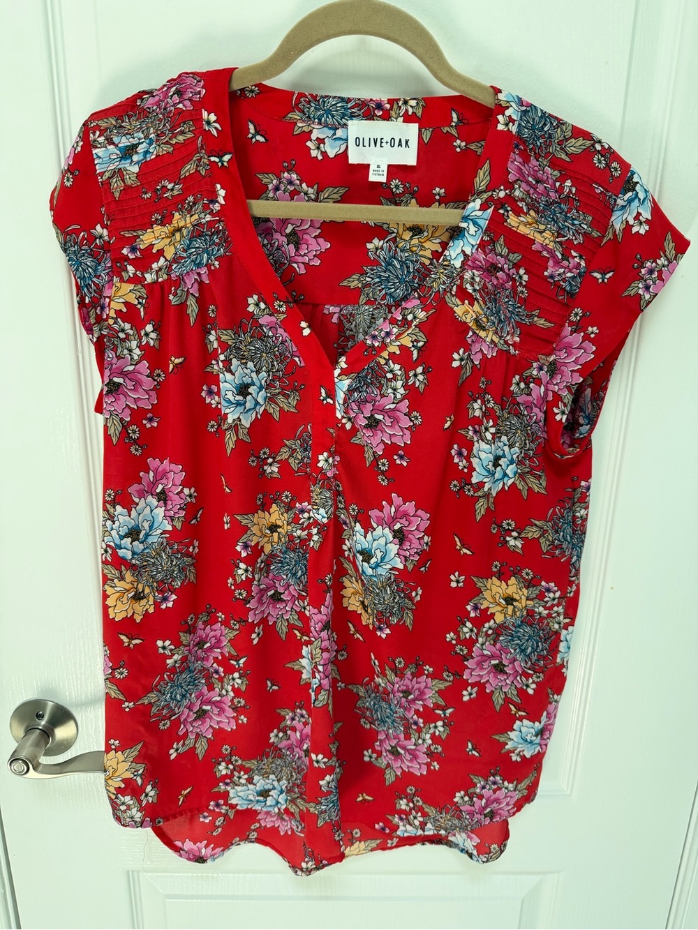 Olive & Oak Vibrant Red Floral Cap-Sleeve Women’s Blouse, Size XL